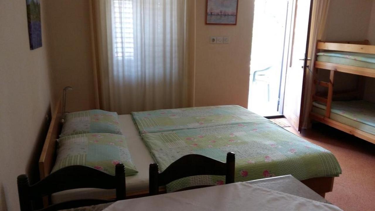 Apartments Peter Dobrinj Room photo